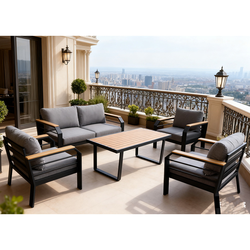 Swteely outdoor sofa